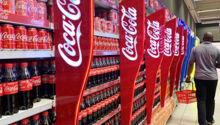 Coca-Cola 6 ayda kârını katladı